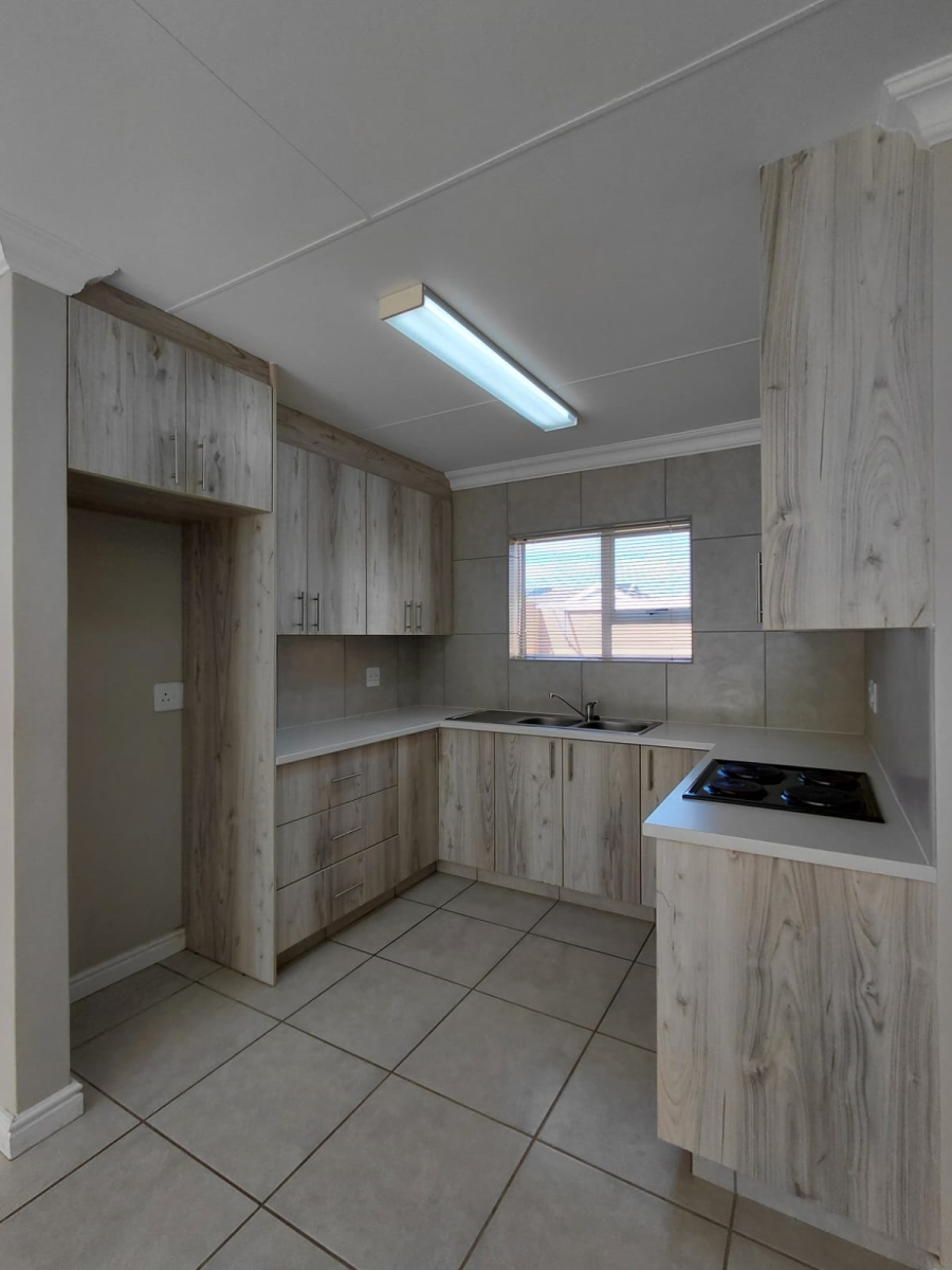 2 Bedroom Property for Sale in Groenkloof Retirement Village Western Cape